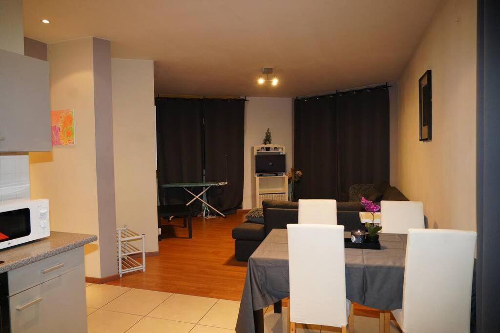 Family Friendly 1 Bed Appartment Brüsszel Kültér fotó