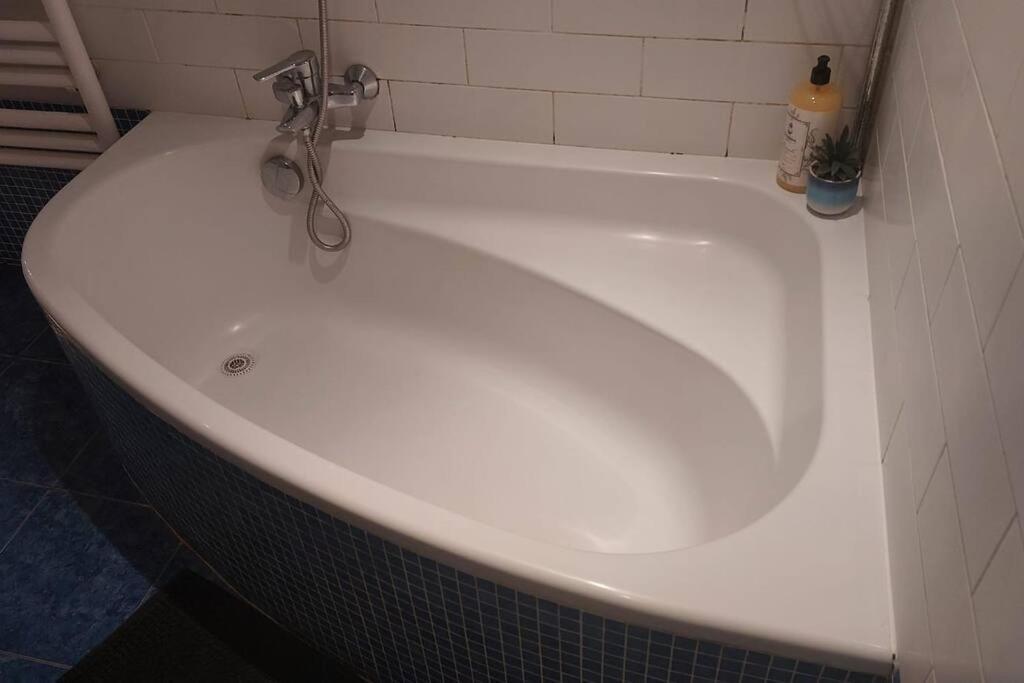Family Friendly 1 Bed Appartment Brüsszel Kültér fotó